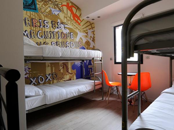 The 3 Ducks Eiffel Tower by Hiphophostels : photo 8 de la chambre lit dans dortoir pour femmes de 4 lits