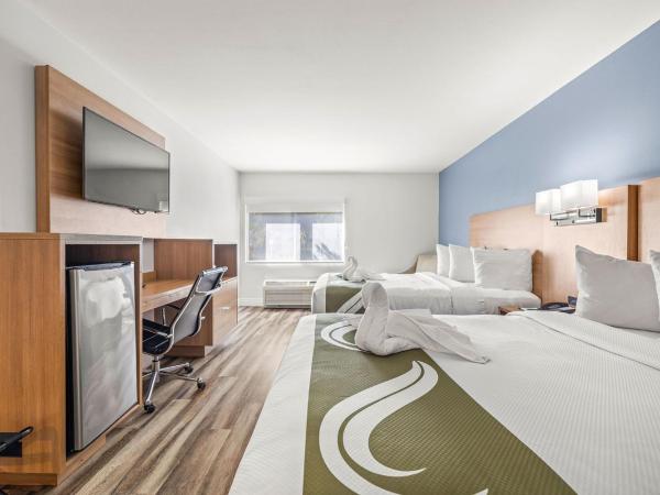Quality Inn & Suites Near Fairgrounds Ybor City : photo 6 de la chambre chambre 2 lits queen-size - non-fumeurs