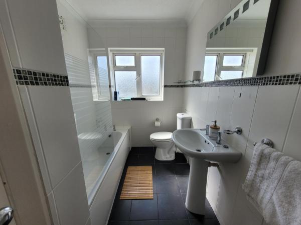 Cornerways Bed & Breakfast : photo 3 de la chambre chambre double avec salle de bains commune