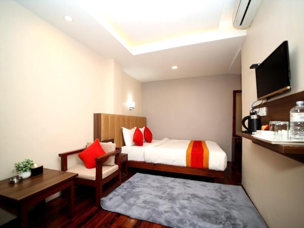 Redstone Regency Hotel : photo 3 de la chambre chambre double Économique