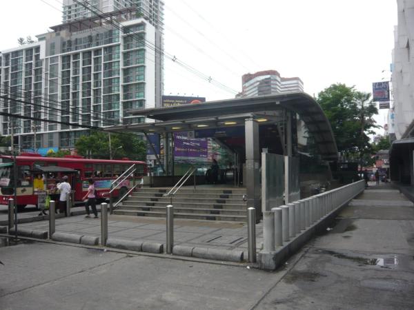 The Atrium Ratchada 13 : photo 4 de la chambre studio supérieur