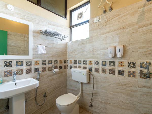 GiriSadan Organic Farm Retreat & Botanical Forest : photo 4 de la chambre chambre familiale - vue sur jardin