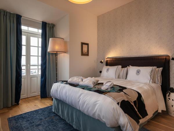 Dona Maria Hotel : photo 1 de la chambre chambre double deluxe - vue sur mer