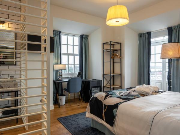 Dona Maria Hotel : photo 4 de la chambre chambre double deluxe - vue sur mer