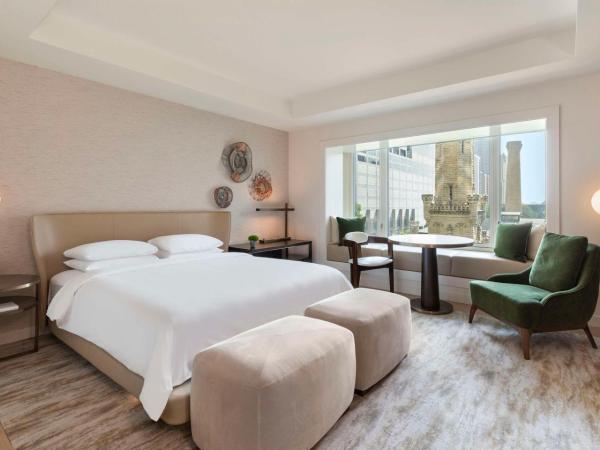 Park Hyatt Chicago : photo 1 de la chambre chambre lit king-size - vue sur tour