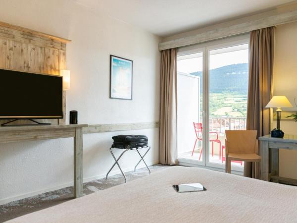 Mercure Millau : photo 6 de la chambre chambre double classique - vue sur viaduc