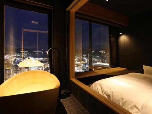 Hotel Nagasaki : photo 6 de la chambre chambre quadruple supérieure