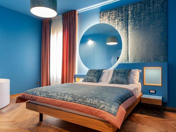 Le Texture Premium Rooms Duomo-Cordusio : photo 4 de la chambre chambre lit queen-size avec baignoire spa