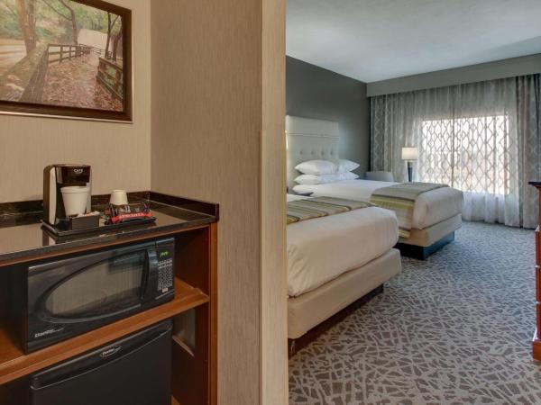Drury Inn & Suites Columbus Polaris : photo 5 de la chambre chambre deluxe avec 2 lits queen-size