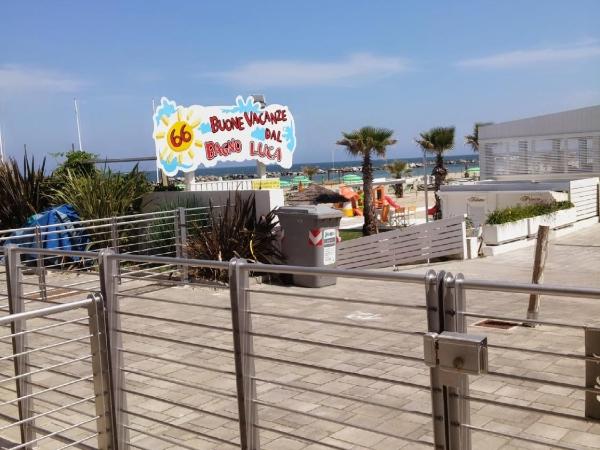 Hotel & Residence Cavalluccio Marino : photo 2 de la chambre chambre double ou lits jumeaux - vue latérale sur mer