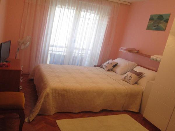 Guest House Marija : photo 8 de la chambre chambre double deluxe