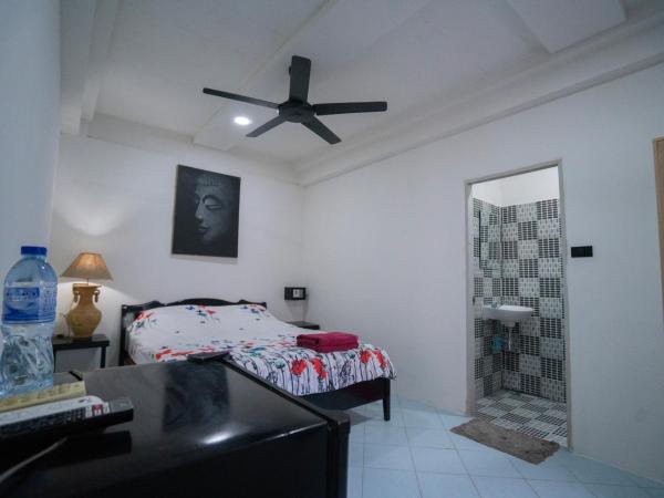 Splash Bar and Guesthouse : photo 1 de la chambre chambre double