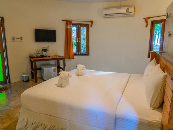 The Tropical Beach Resort : photo 4 de la chambre chambre double supérieure