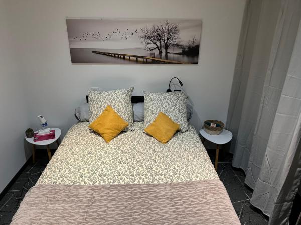 Les AGRIATES : photo 4 de la chambre chambre double avec salle de bains privative