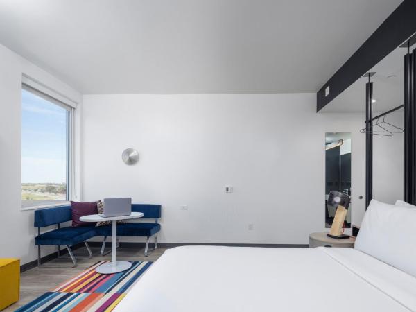 Aloft Oklahoma City Quail Springs : photo 2 de la chambre chambre lit king-size