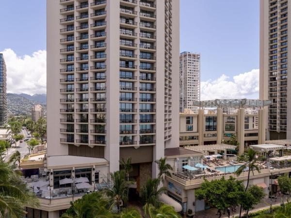 Moana Surfrider, A Westin Resort & Spa, Waikiki Beach : photo 2 de la chambre chambre diamond city avec 2 lits doubles - vue sur ville