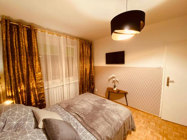 ClickTheFlat Wokalna Apart Rooms : photo 4 de la chambre chambre double avec salle de bains commune