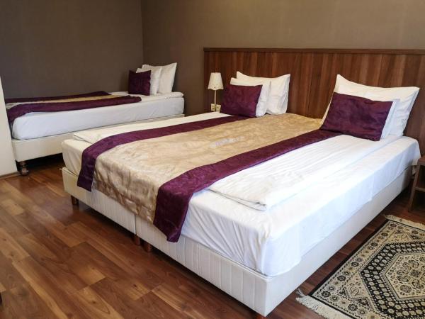 Gold Hotel Budapest : photo 2 de la chambre appartement familial Économique - annexe (5 adultes)