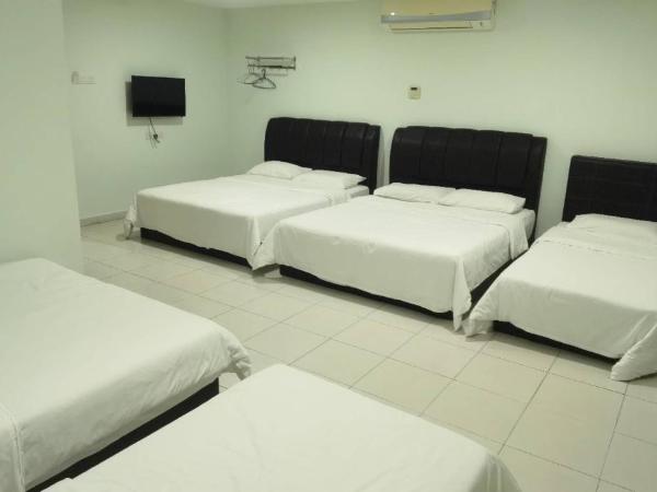 The Glorious Straits Hotel : photo 6 de la chambre chambre familiale