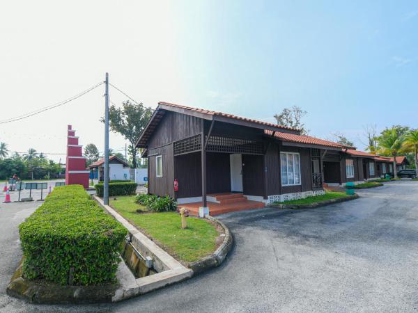 Adena Beach Resort : photo 7 de la chambre family garden chalet