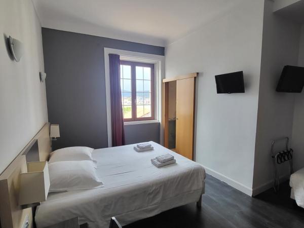 Hotel Bellevue : photo 3 de la chambre chambre double deluxe - vue sur mer