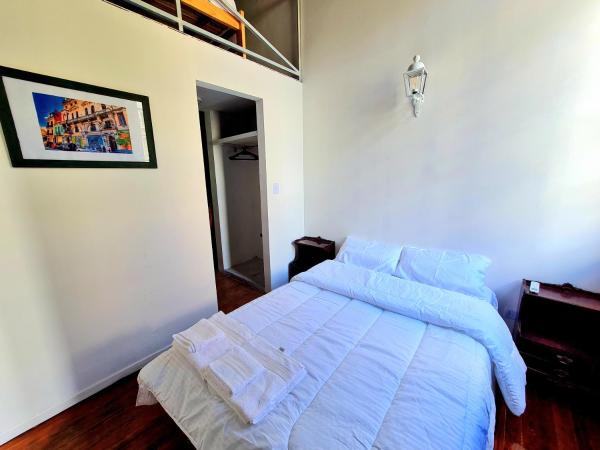 San Telmo Soul : photo 2 de la chambre chambre triple avec salle de bains privative
