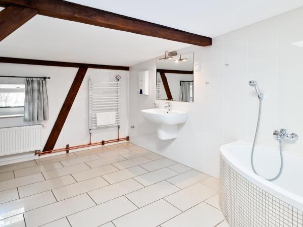 Pokoje u świętego Krzysztofa : photo 7 de la chambre chambre double avec salle de bains privative extérieure