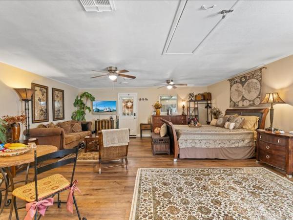 College Park-Orlando 5Star Oasis - QUIET Neighborhood-PRIVATE-Free Parking-mins from EOLA,DT, Winter Park : photo 8 de la chambre studio familial