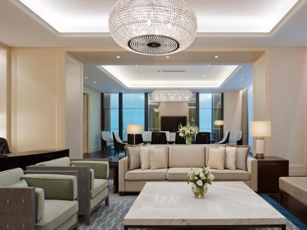 The St. Regis Kuala Lumpur : photo 1 de la chambre presidential king suite with lake gardens view