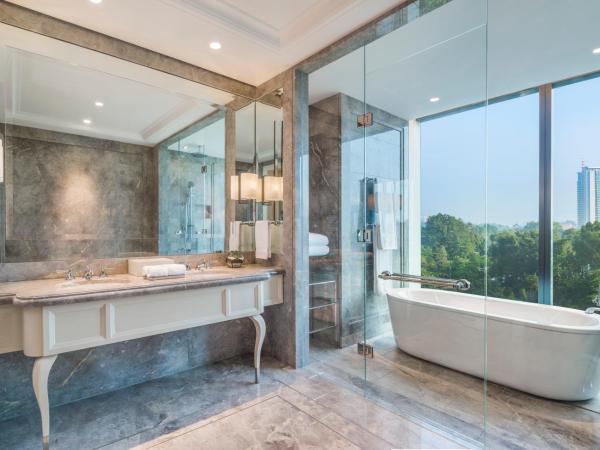 The St. Regis Kuala Lumpur : photo 1 de la chambre st. regis suite, city view