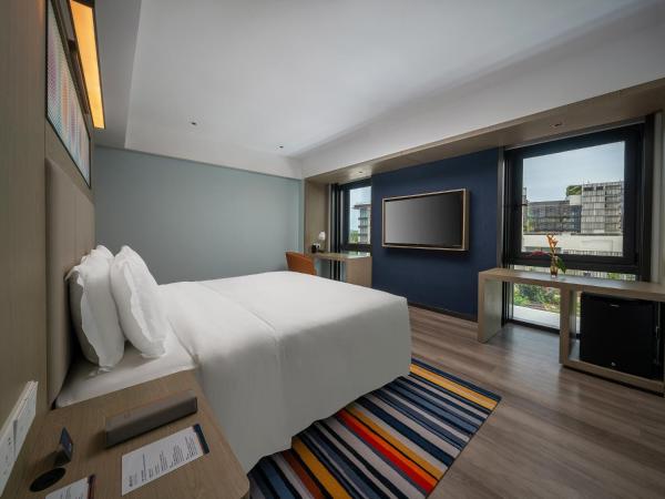 Sanya Haitang Bay Moutai Resort Boutique Hotel : photo 1 de la chambre chambre lit queen-size - vue sur jardin