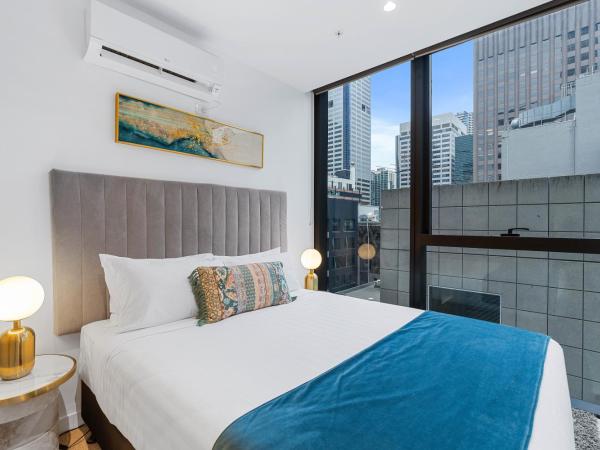 Collins House Apartments by CLLIX : photo 9 de la chambre three-bedroom apartment two bathroom apartment