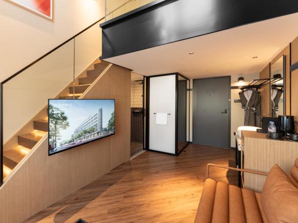 Mia Hotel - Shanghai Xuhui Jiaotong University : photo 4 de la chambre suite en duplex