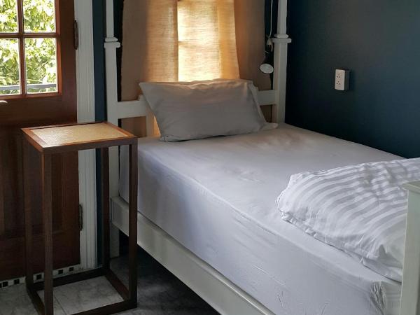 Bed in Town : photo 1 de la chambre lit superposé dans dortoir mixte