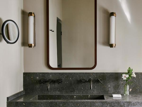 Mercer Plaza Sevilla 5 GL : photo 9 de la chambre suite junior