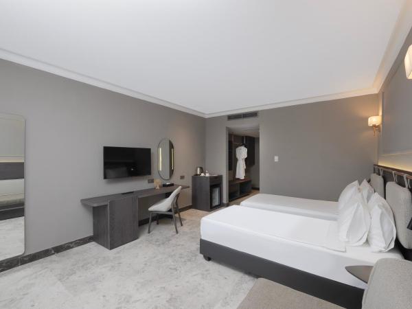 Adora Hotel & Resort : photo 1 de la chambre chambre double - vue sur jardin