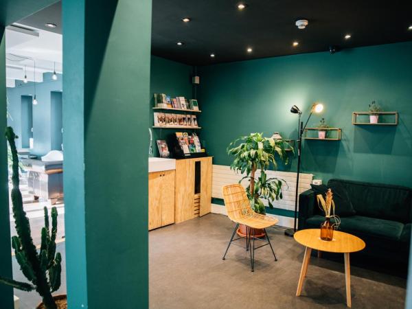 Hostel by Hyve Basel : photo 6 de la chambre lit dans dortoir pour femmes de 6 lits