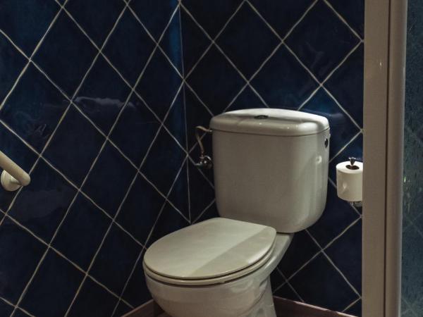 San Sebastián DOT Rooms : photo 5 de la chambre chambre lits jumeaux avec salle de bains privative