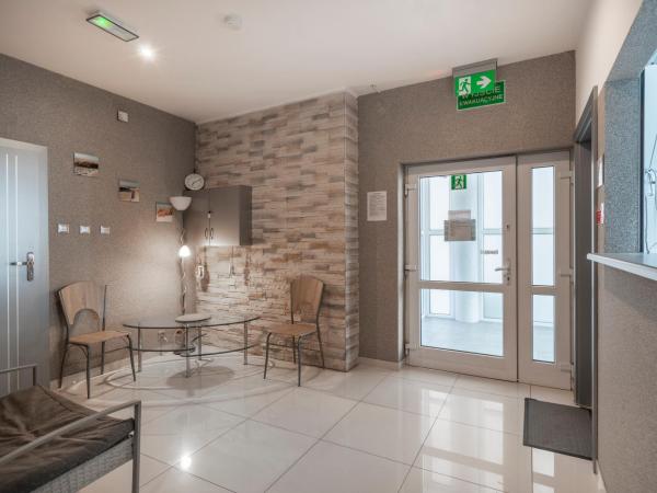 Keja Rooms - Pokoje Noclegi w Centrum Gdyni : photo 10 de la chambre chambre lit king-size