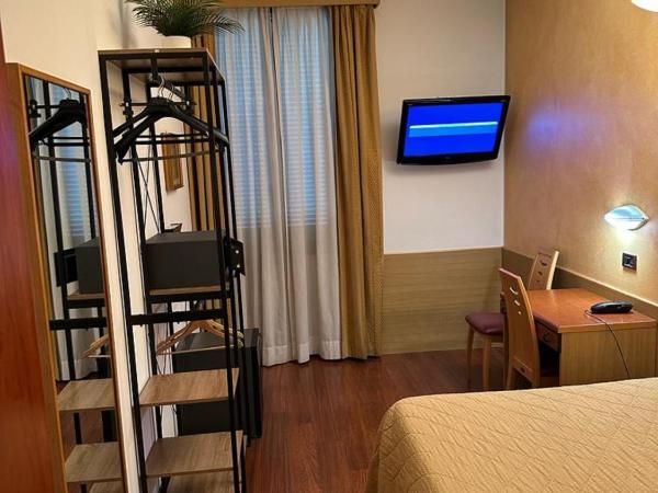 Hotel Aspromonte : photo 1 de la chambre chambre double