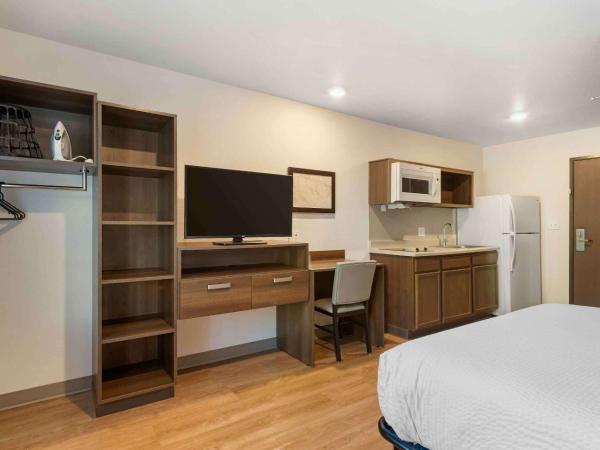 Extended Stay America Suites - Charlotte - Matthews : photo 3 de la chambre studio lit queen-size de luxe 