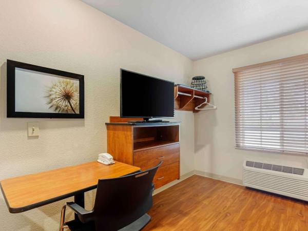 Extended Stay America Select Suites - Oklahoma City - West : photo 3 de la chambre studio lit queen-size