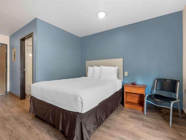 Extended Stay America Select Suites - Orlando - East : photo 1 de la chambre chambre lit queen-size