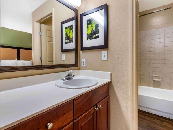 Extended Stay America Suites - Orlando - Southpark - Commodity Circle : photo 3 de la chambre studio de luxe avec lit king-size - non-fumeurs