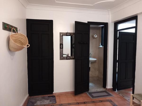 Riad Hostel JAD ZIAD : photo 6 de la chambre chambre double ou lits jumeaux