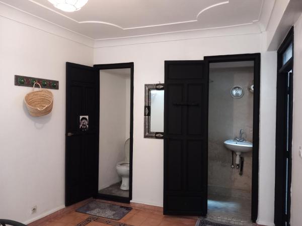 Riad Hostel JAD ZIAD : photo 7 de la chambre chambre double ou lits jumeaux