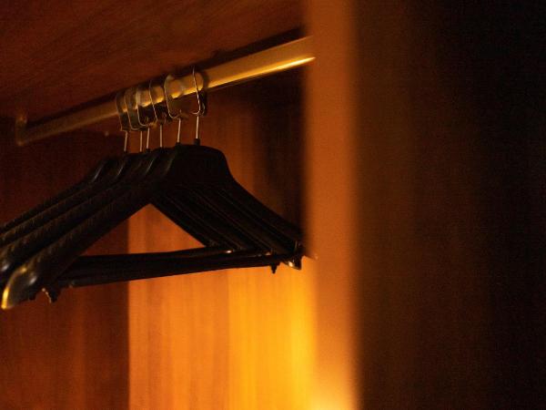 Howard Johnson La Cañada Hotel & Suites : photo 4 de la chambre chambre lits jumeaux