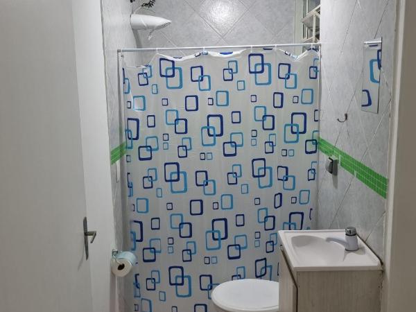 Hostel Kaizen : photo 4 de la chambre chambre double avec salle de bains privative