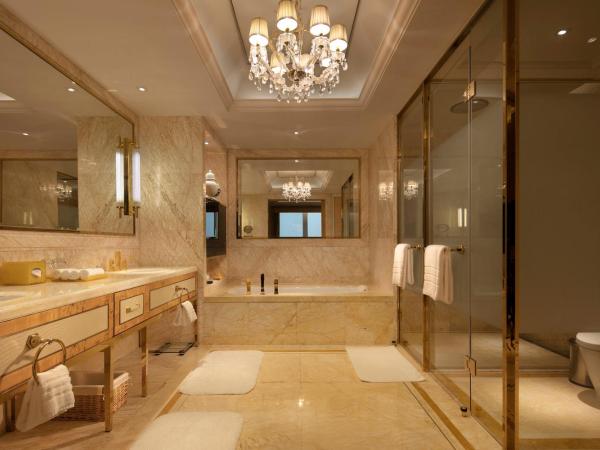 Conrad Dalian : photo 3 de la chambre deluxe harbour suite - lounge access