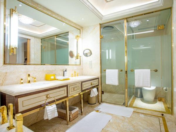 Conrad Dalian : photo 2 de la chambre chambre deluxe avec 2 lits doubles